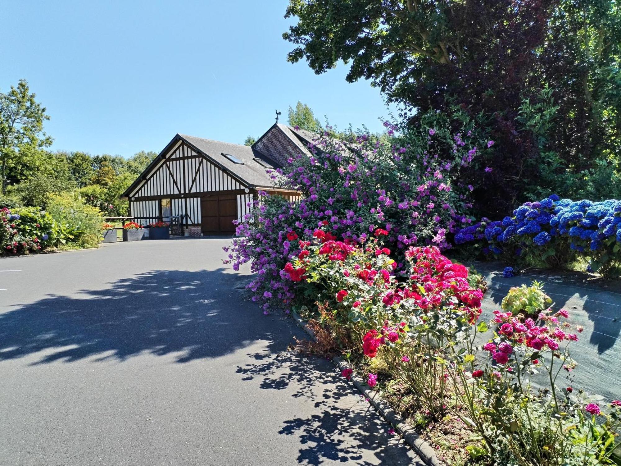 Le Manege Gite L'Eglise Hotell Sainte-Marie-au-Bosc Exteriör bild
