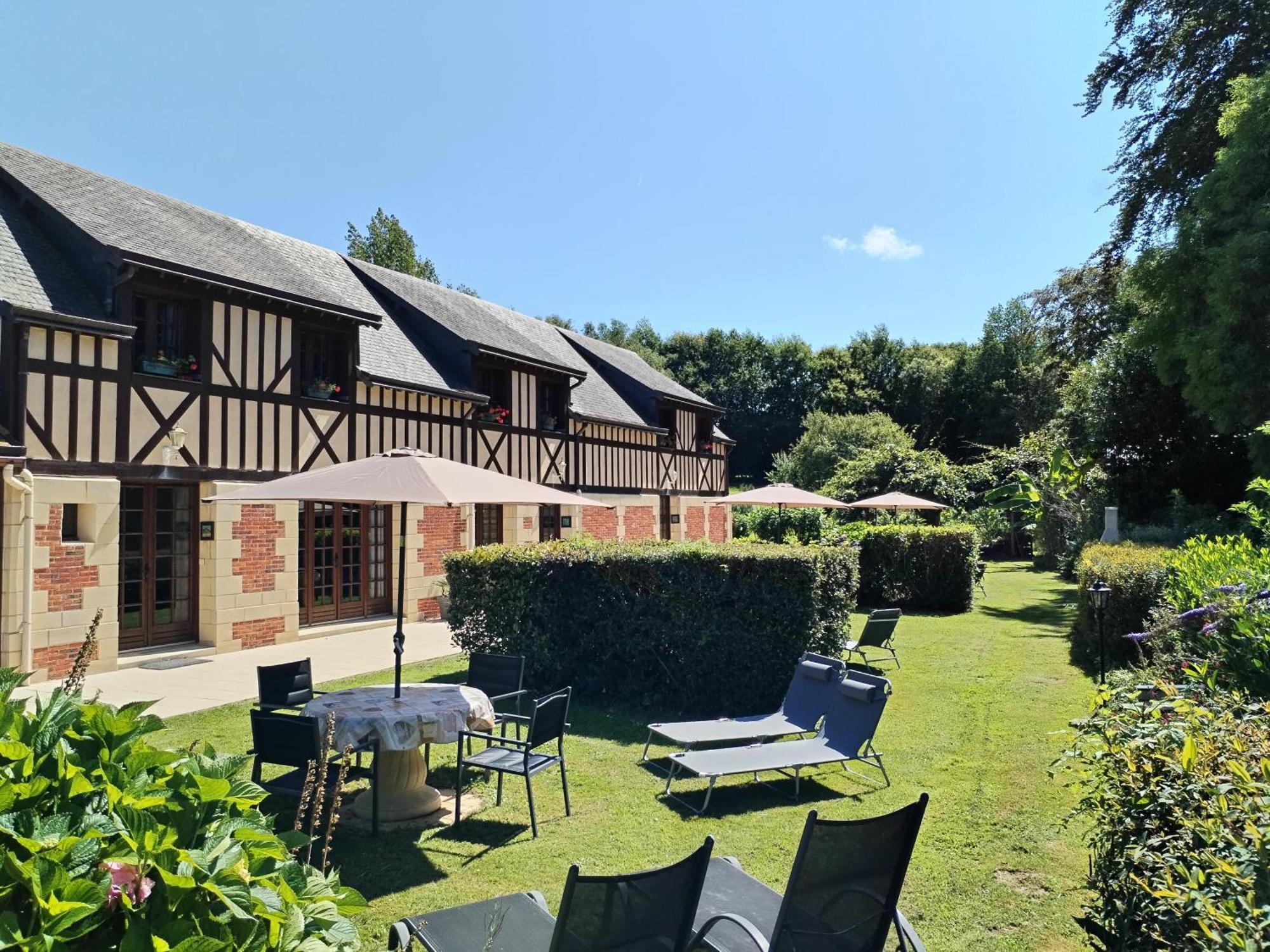 Le Manege Gite L'Eglise Hotell Sainte-Marie-au-Bosc Exteriör bild